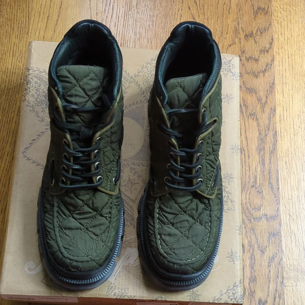 NIB Free People Dawn Quilted Ankle Hiking Boots In Spruce Green Women's Size 8